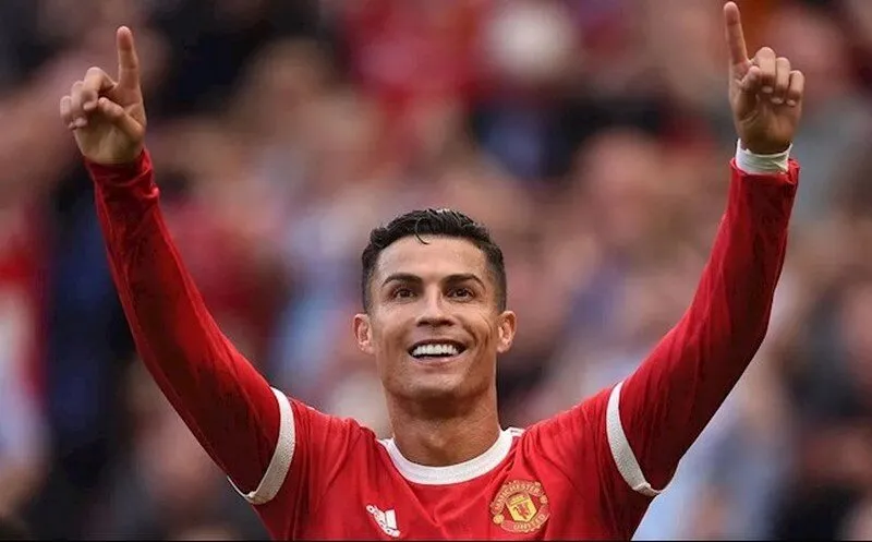 Cầu thủ Ronaldo sinh năm bao nhiêu