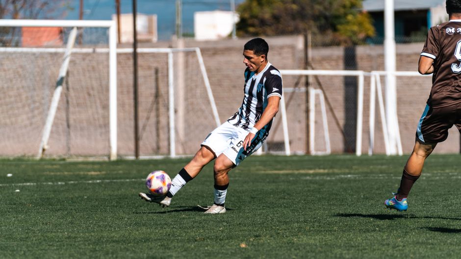 Almirante Brown football