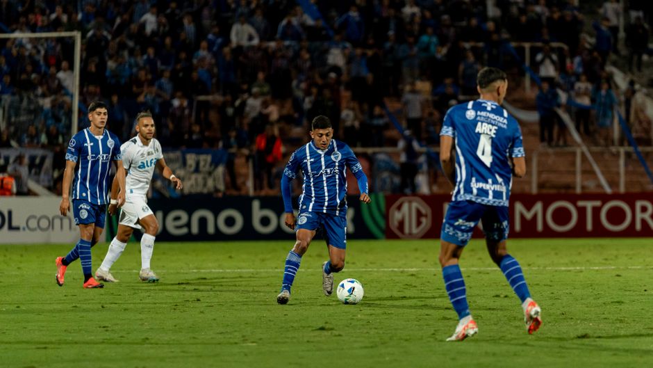 Arouca vs Estrela VĐQG Bồ Đào Nha