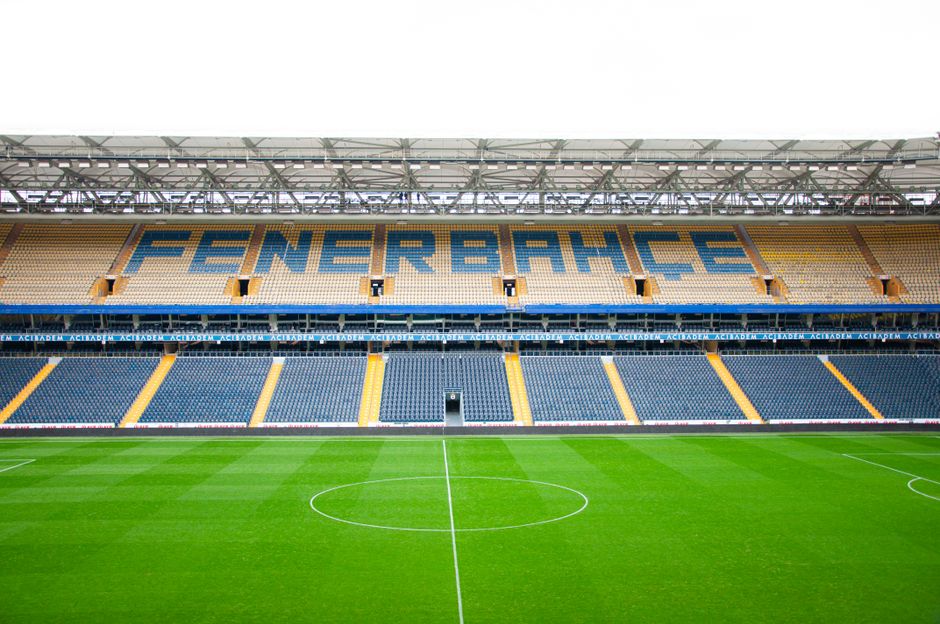 Fenerbahçe vs Slavia Praha Cúp C1 Châu Âu